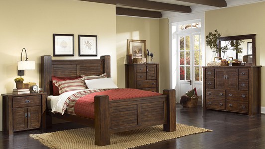 Trestlewood Mesquite Pine King Bedroom 4-Piece Set